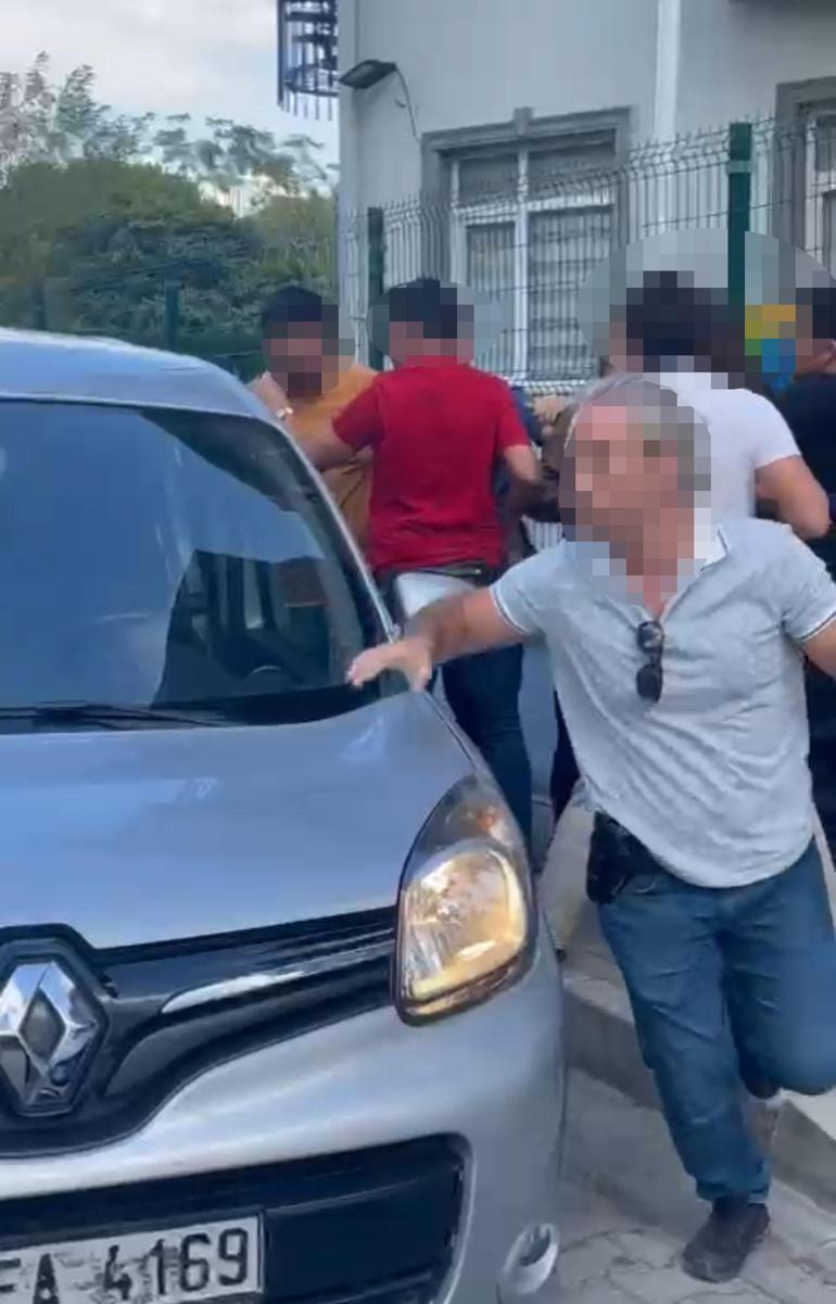 İzmir'de 3 saat arayla 2 kıza tacizde bulunan motokurye yakalandı