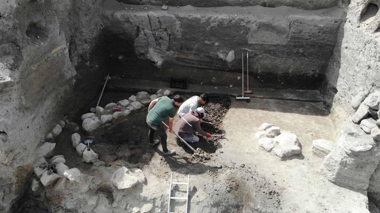 Değirmenler Höyük'te, Demir ve Erken Tunç Çağı yapıları ortaya çıkarıldı