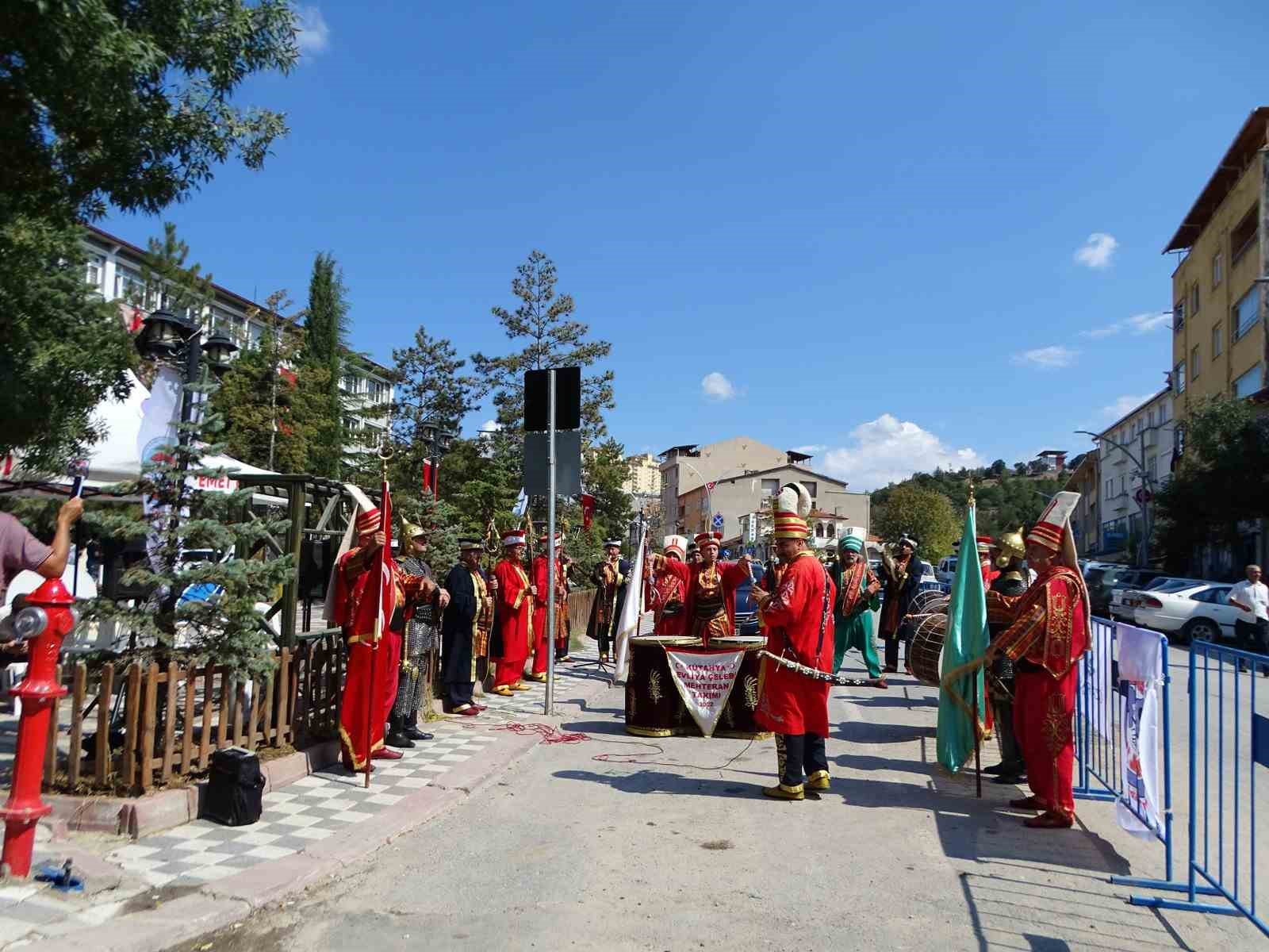 Emet’in kurtuluşunun 102. yılı kutlandı, sağlıklı içme suyunun açılışı yapıldı