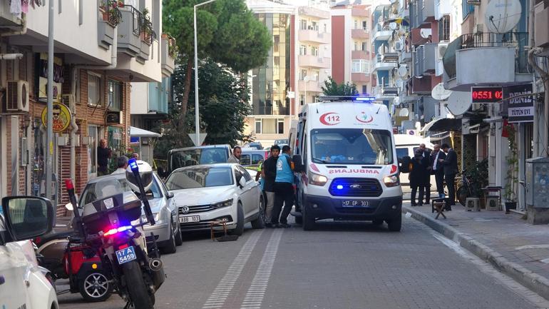 Çanakkale'de tabanca ve bıçaklı kavga polis merkezinin önüne taştı; kameradaki olayda 6 yaralı, 11 gözaltı