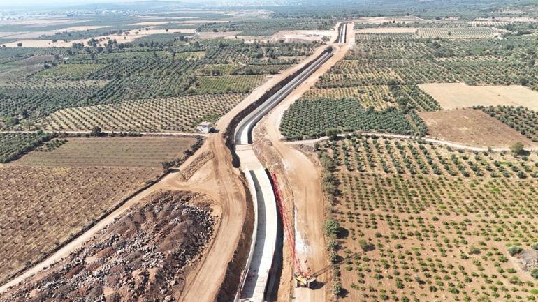 Bakan Yumaklı: Deprem bölgesindeki 11 il için 46 milyarlık su yatırımının 16 milyar liralık kısmı tamamlandı