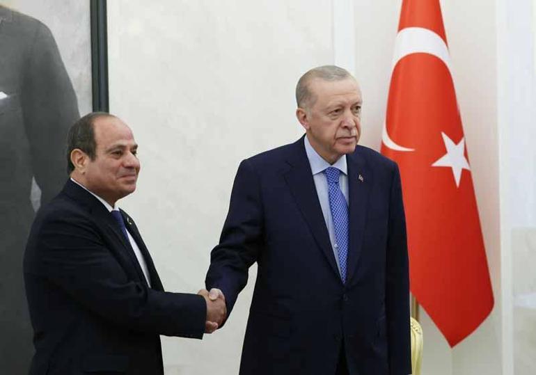 Cumhurbaşkanı Erdoğan, Mısırlı mevkidaşı Sisi'yi resmi törenle karşıladı