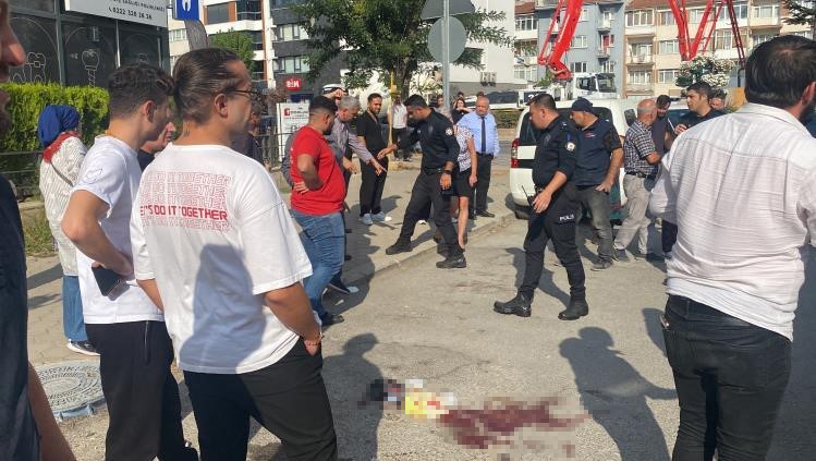 Telefonda başlayan tartışma kanlı bitti: Arkadaşını pompalı tüfekle yaraladı, olay yerinden kaçtı