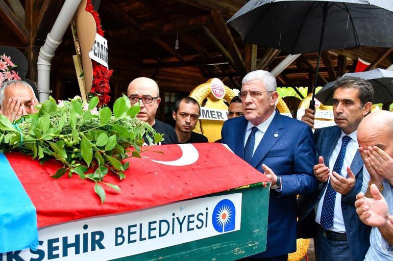 Alparslan Türkeş'in dava arkadaşı Dönmezer, Antalya'da toprağa verildi