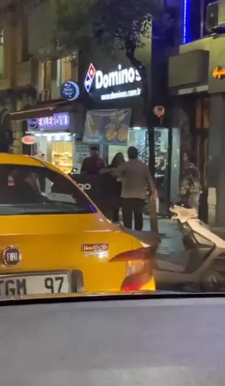 Şişli'de taksici ile kadın yolcu arasında ücret tartışması kamerada