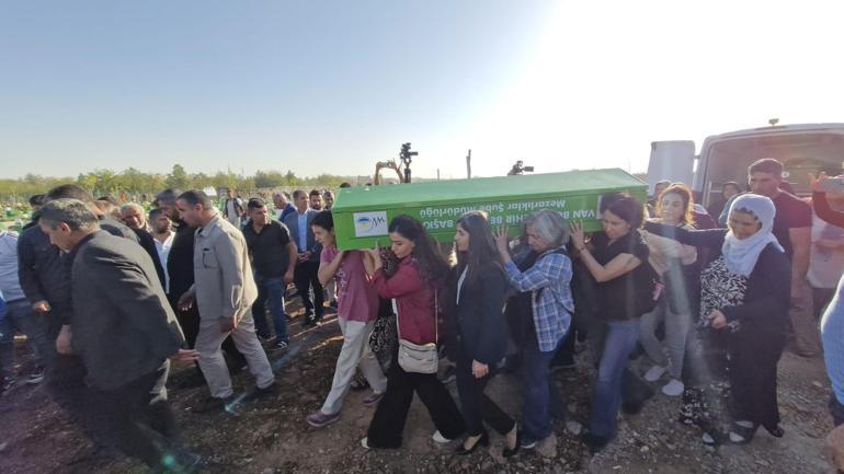 Rojin'in babası: İntihar etseydi yurdun 4'üncü katından ederdi, darp izi var