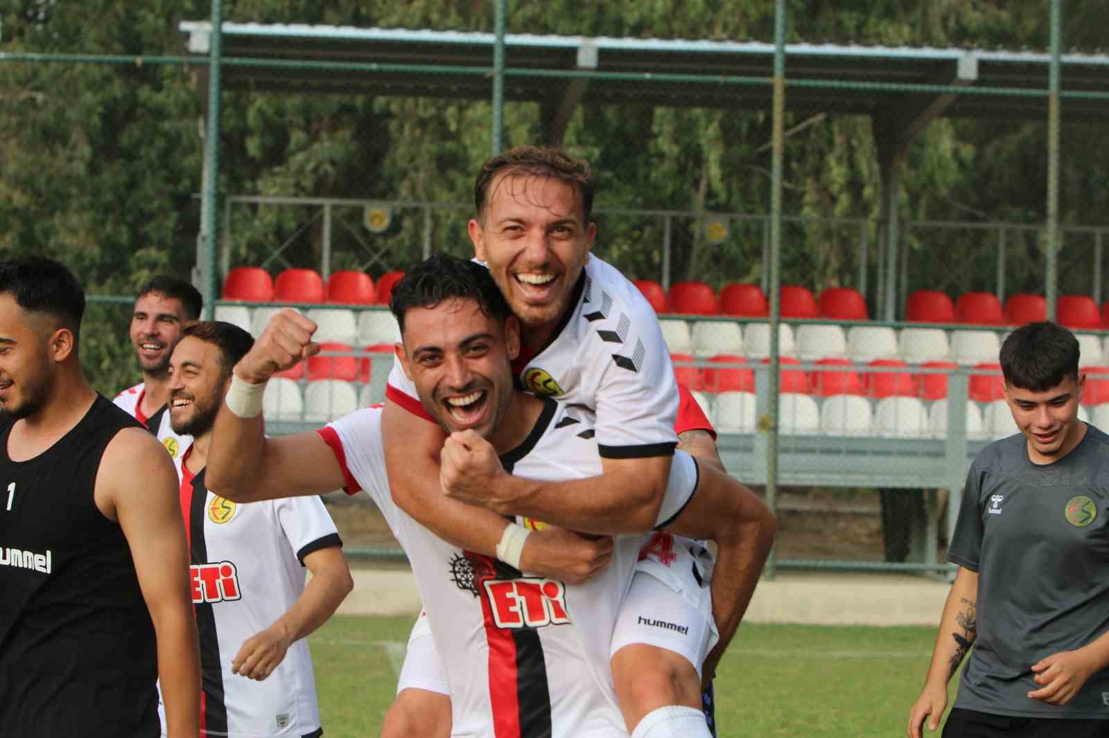 Eskişehirspor lige 2’de 2 yaparak başladı