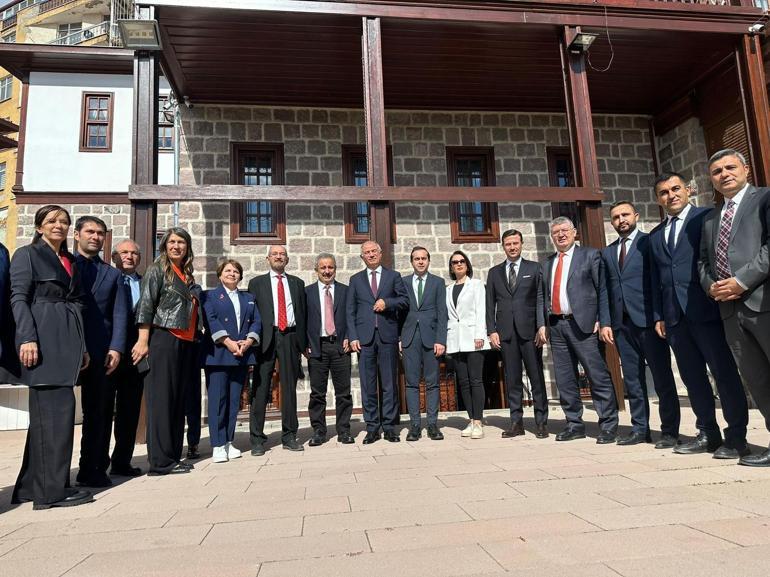 AK Parti'li Ala'dan 'çözüm süreci' açıklaması: Masamızda böyle bir şey yok