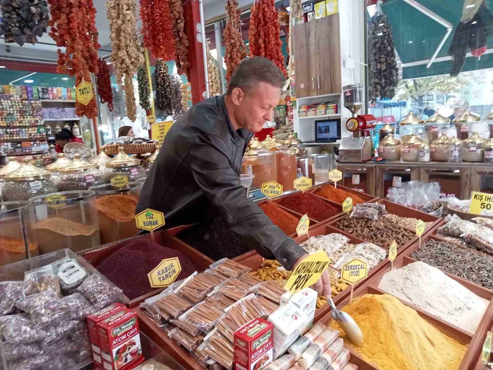 Mevsim geçişlerinde pekmez ve bitkisel çay tüketimi tavsiyesi