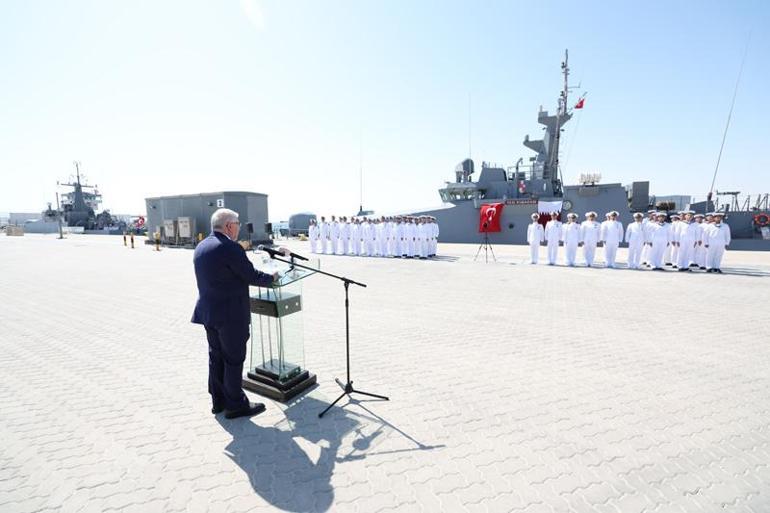 Bakan Güler, Katar’da Deniz Unsur Komutanlığı'nı ziyaret etti