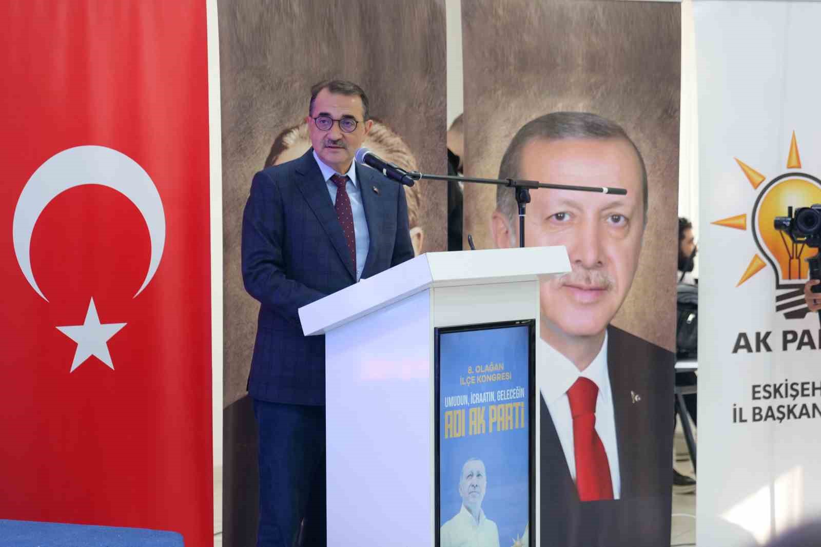 AK Parti Han ve Çifteler ilçe kongrelerine yoğun katılım