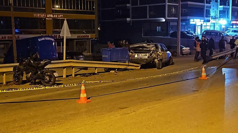 Otomobille çarpışan motosikletin sürücüsü yaralandı; kaza anı kamerada