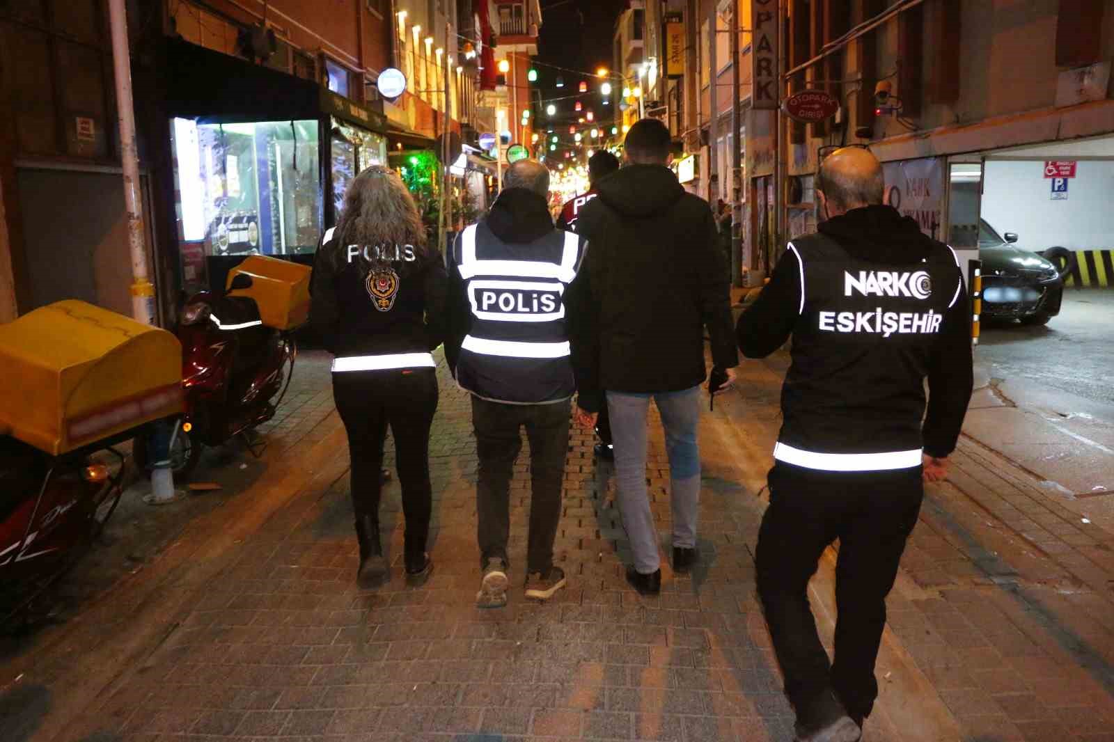 Polis ekipleri Eskişehir’de denetim gerçekleştirdi