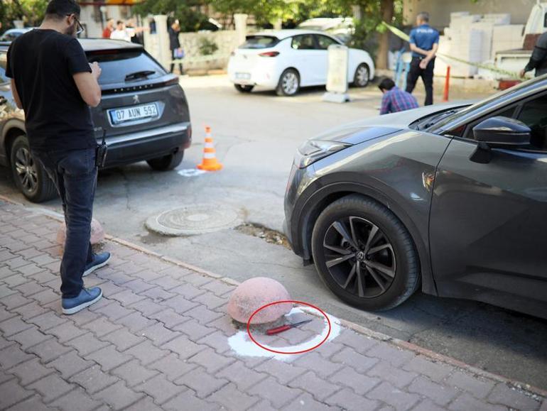 Kavgayı ayırmak isterken taraflardan biri bacağından vurdu