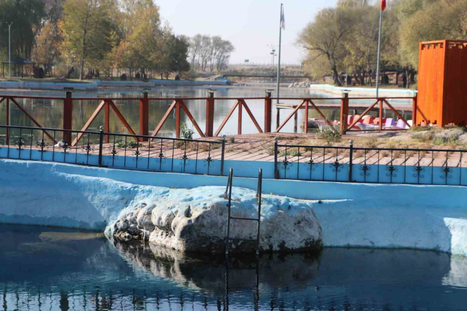 Sakaryabaşı’ndaki kuraklık vatandaşları tedirgin etmeye devam ediyor