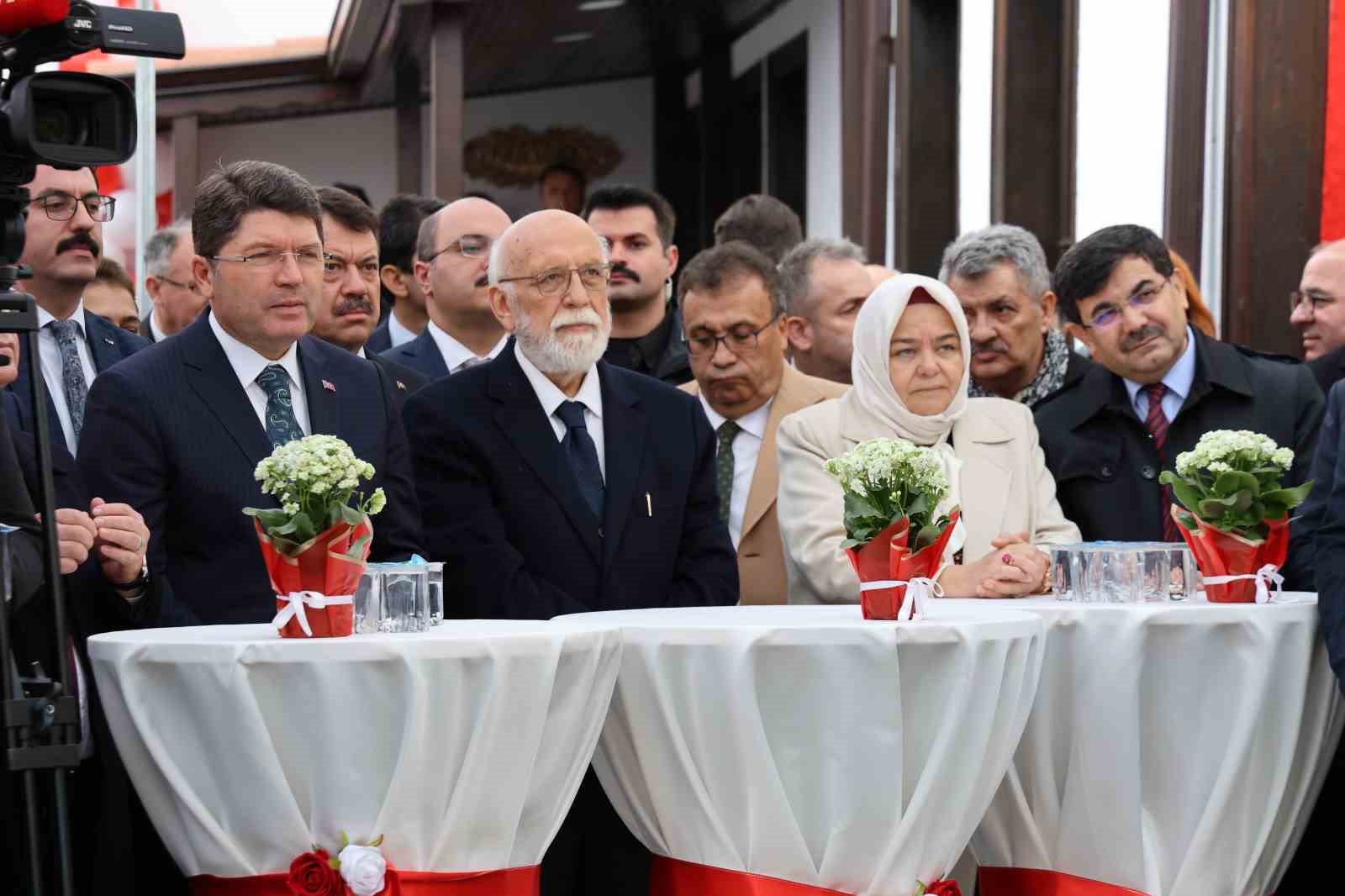 Bakan Tunç Eskişehir Hakimevi’nin açılışına katıldı