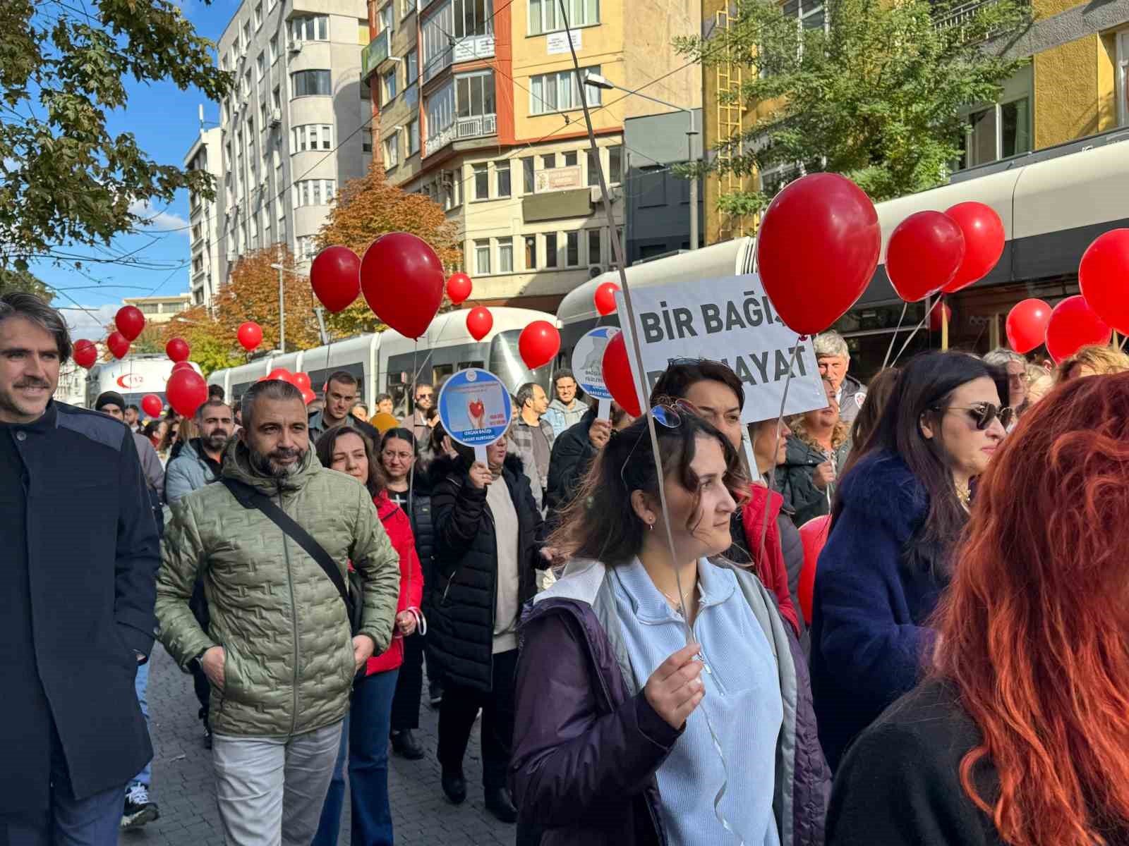 Organ Bağışı Haftası kapsamında farkındalık yürüyüşü düzenlendi