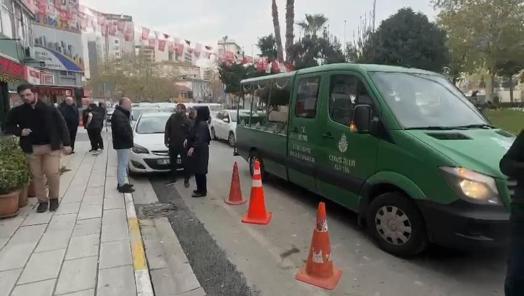 Küçükçekmece'de arkadaşını bıçaklayarak öldürdü, emniyete gidip teslim oldu