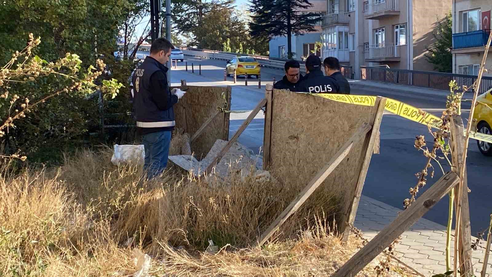 İnşaatın bodrumunda erkek cesedi bulundu