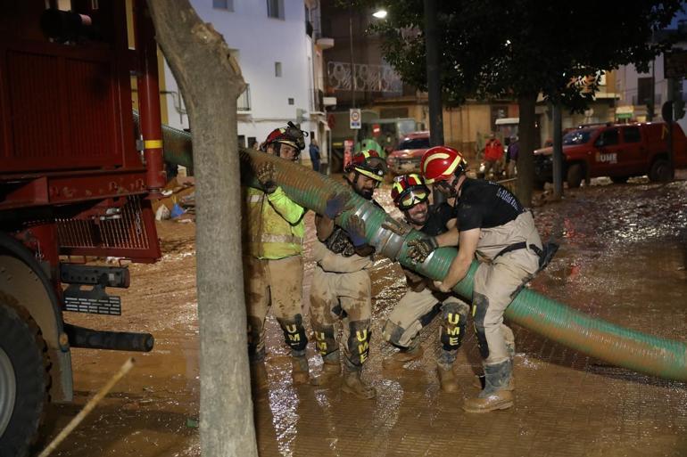 İspanya’da sel felaketinde ölenlerin sayısı 158’e yükseldi