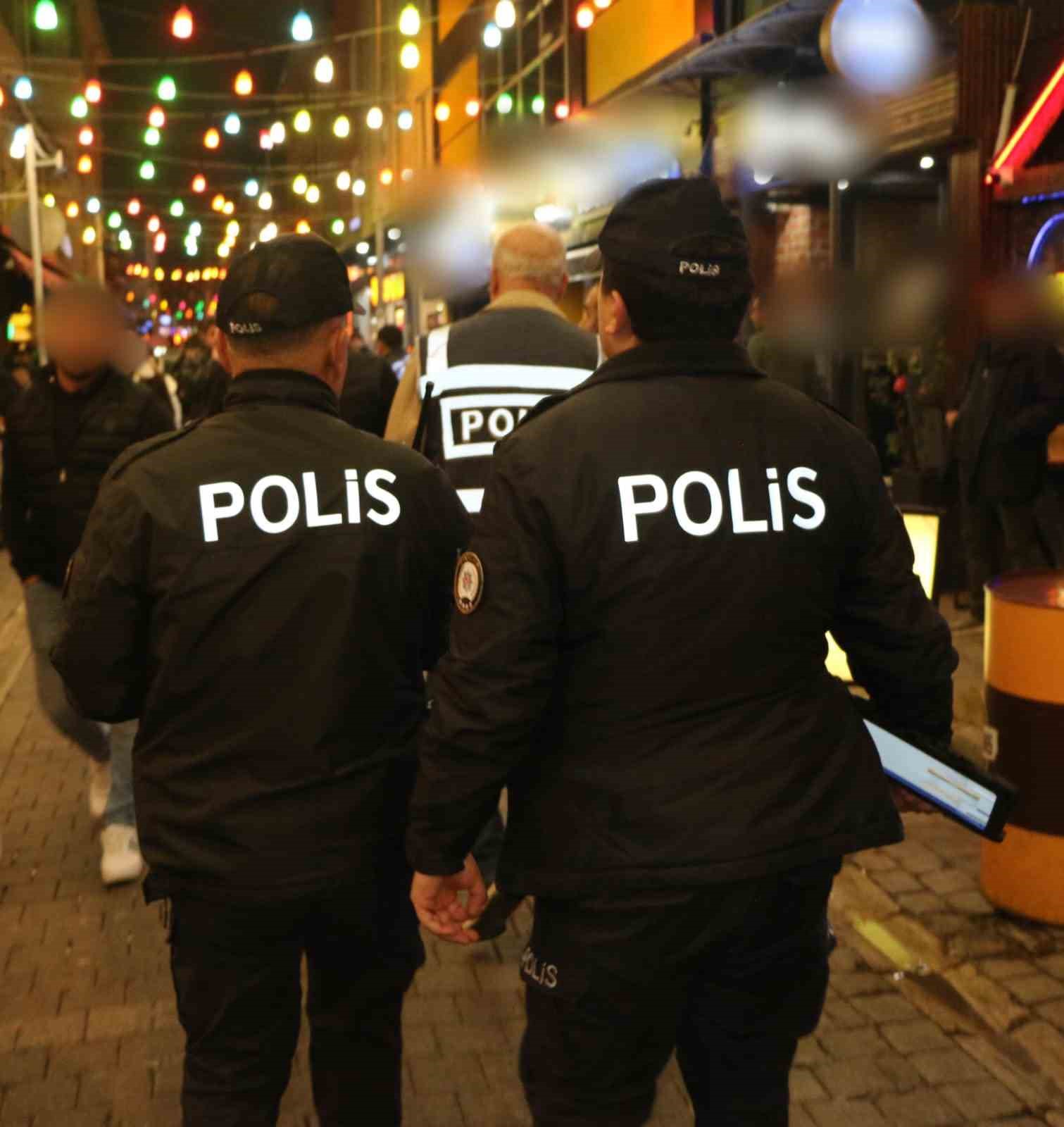 Polis eğlence mekânlarında huzur uygulaması yaptı