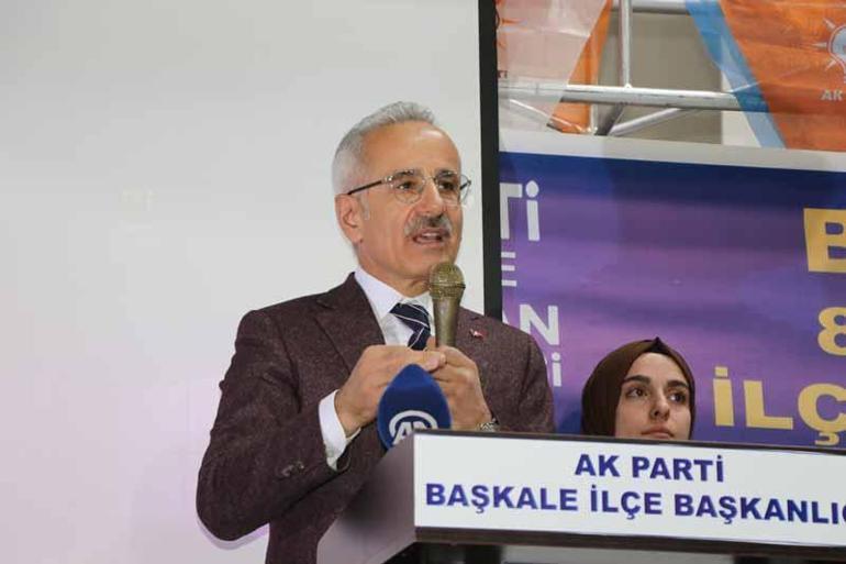 Bakan Uraloğlu, Güzeldere Tüneli’nin açılışını yaptı