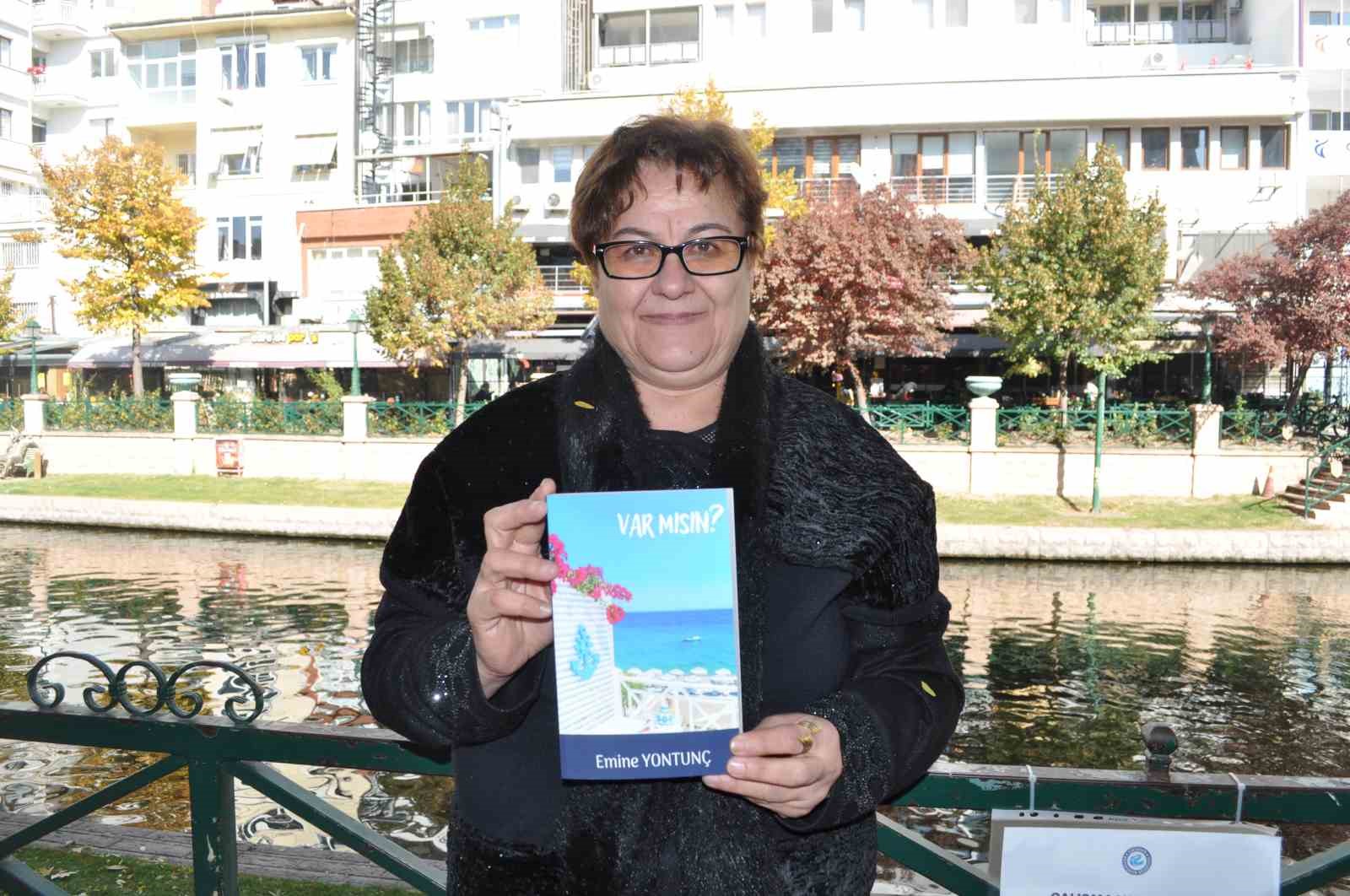 Kanserken yazdığı kitap ile aynı hastalıkla mücadele edenlere ilham oldu