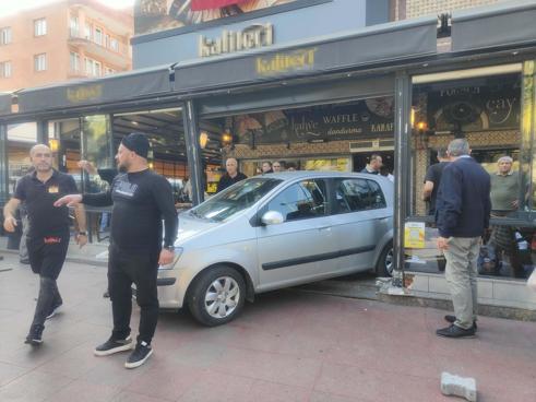 Otomobilin kafeye girdiği, 1 kişinin öldüğü kazada sürücü adli kontrolle serbest