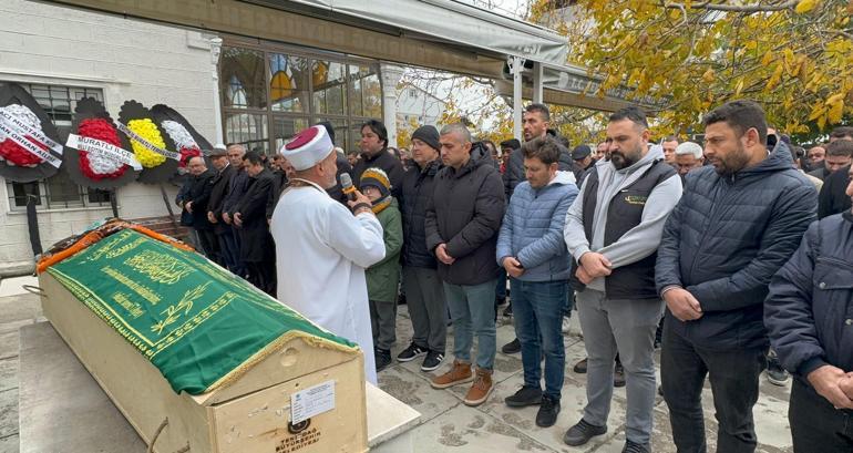 Oğlunun, uyurken bıçaklayarak öldürdüğü anne son yolculuğuna uğurlandı