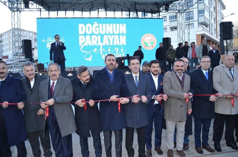 Adilcevaz’da ilk 'doğal gaz' meşalesi yakıldı