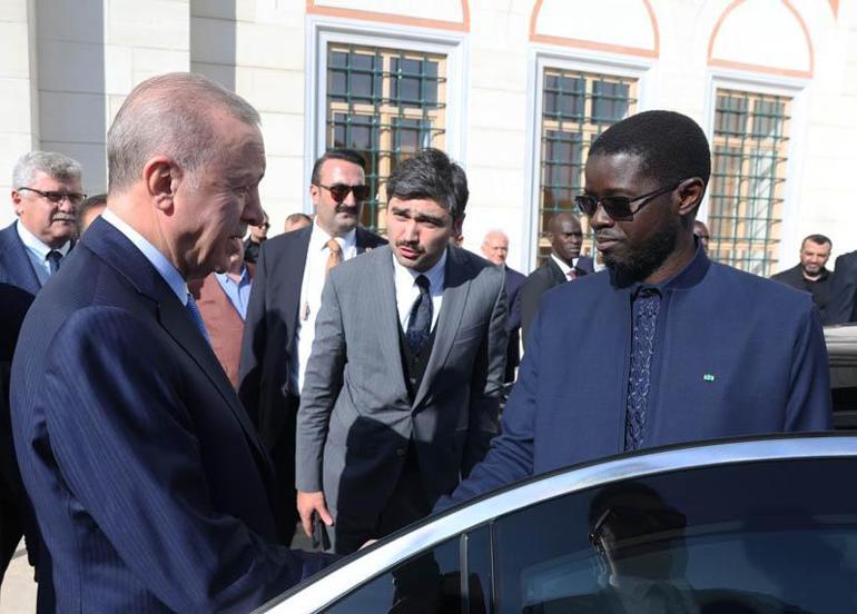 Cumhurbaşkanı Erdoğan ve Senegal Cumhurbaşkanı Fay Çamlıca Camii'nde cuma namazı kıldı