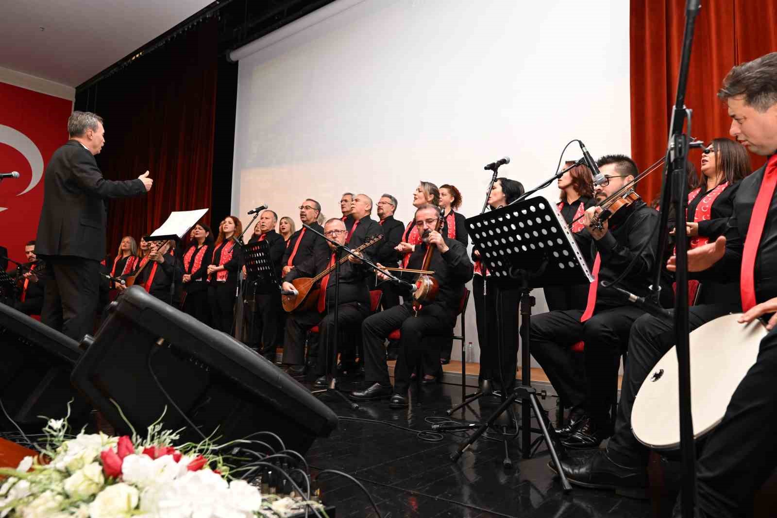 Öğretmenlerden coşkulu konser