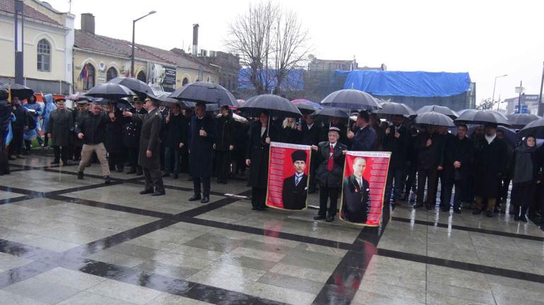 Atatürk'ün Edirne'ye gelişinin yıl dönümü yağmur altında kutlandı