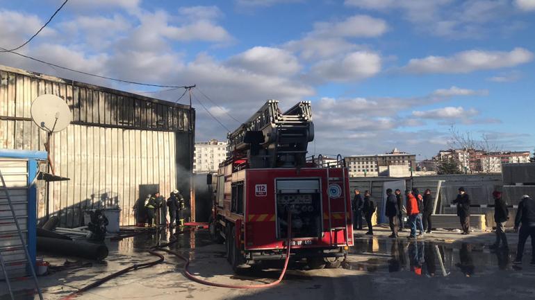 Tekirdağ'da konteyner üreten işletmede yangın