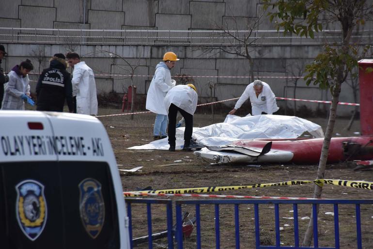 Muğla'da hastaneye çarpan ambulans helikopterin enkazı kaldırıldı