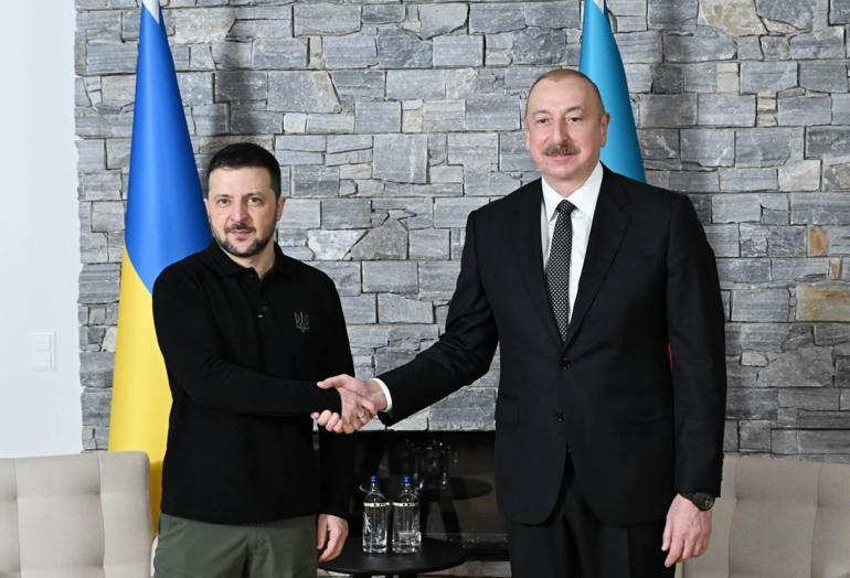 Azerbaycan Cumhurbaşkanı Aliyev, Ukrayna Devlet Başkanı Zelenskiy ile görüştü