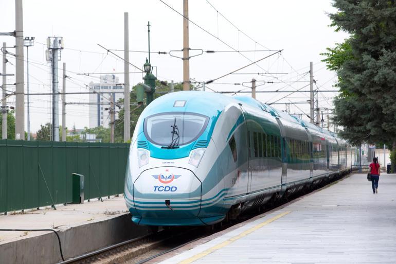 Konya-Karaman hızlı tren hattı 3 yılda 3 milyon 783 bin yolcuya hizmet verdi