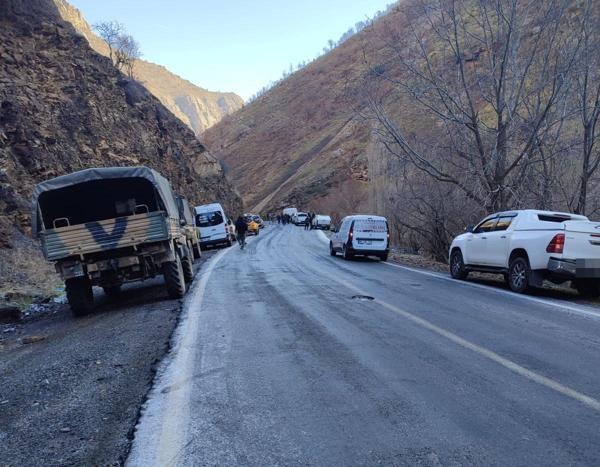 Şırnak’ta askeri araç devrildi; 2 asker hafif yaralı