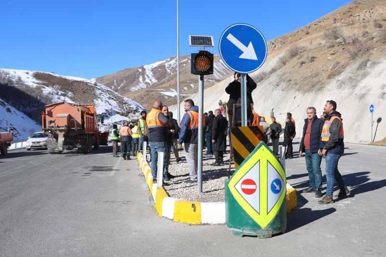 Yüksekova'da 3 bin 965 metrelik Yeni Köprü Tüneli, araç trafiğine açıldı