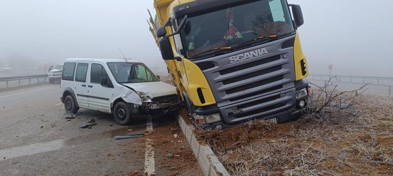 Elazığ’da 7 araç zincirleme kazaya karıştı: 1'i ağır, 4 yaralı