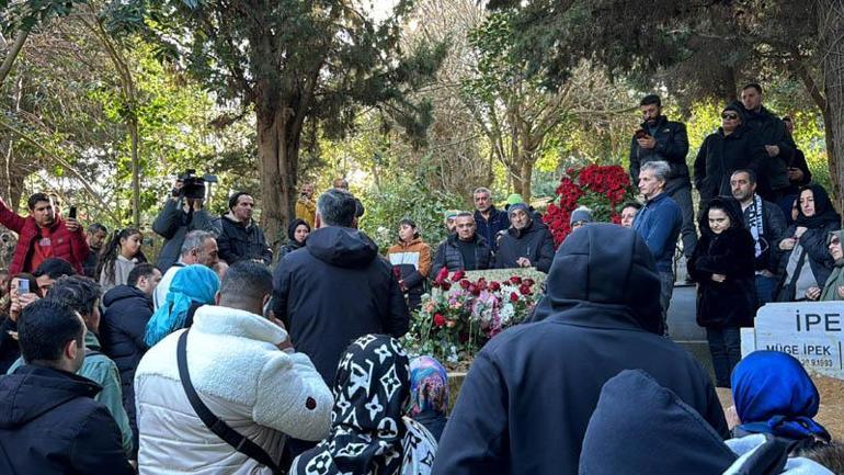 Ferdi Tayfur’un kabri sevenlerinin akınına uğradı