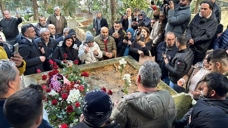 Ferdi Tayfur’un kabri sevenlerinin akınına uğradı