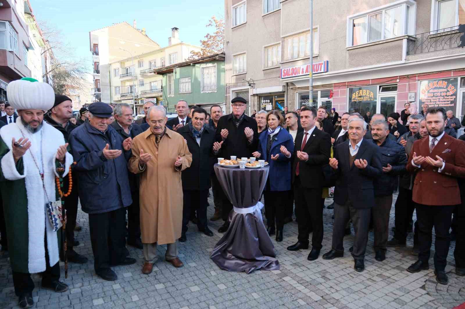 Çeşm-i Cihan Yöresel Lezzetler Lokantası yoğun katılım ile açıldı