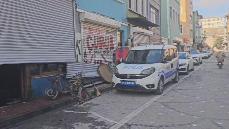 Balat'ta işlenen cinayetin ardından evi kundaklandı