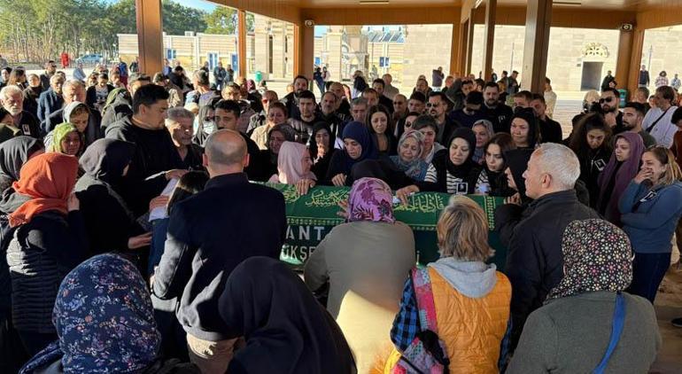 Eski eşinin üzerine benzin döküp ateşe verdiği Pınar, toprağa verildi