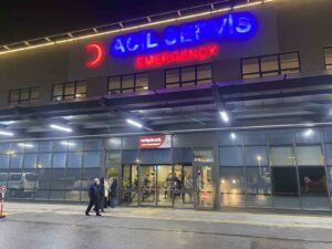 Eskişehir’de Gece Clup Çıkışında Şok Anlar! Alkol Şişesi Kafada Patladı!