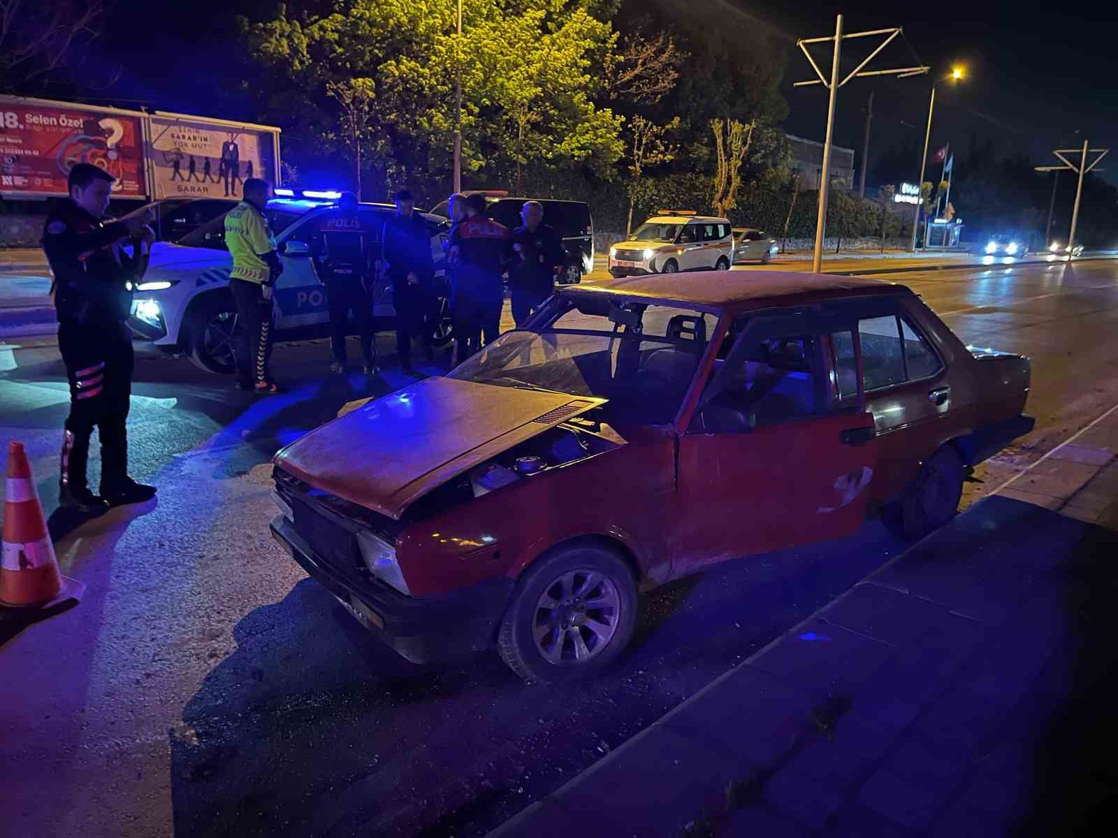 Polisten kaçarken ters yönde kaza yapan ehliyetsiz sürücüye 40 bin TL ceza