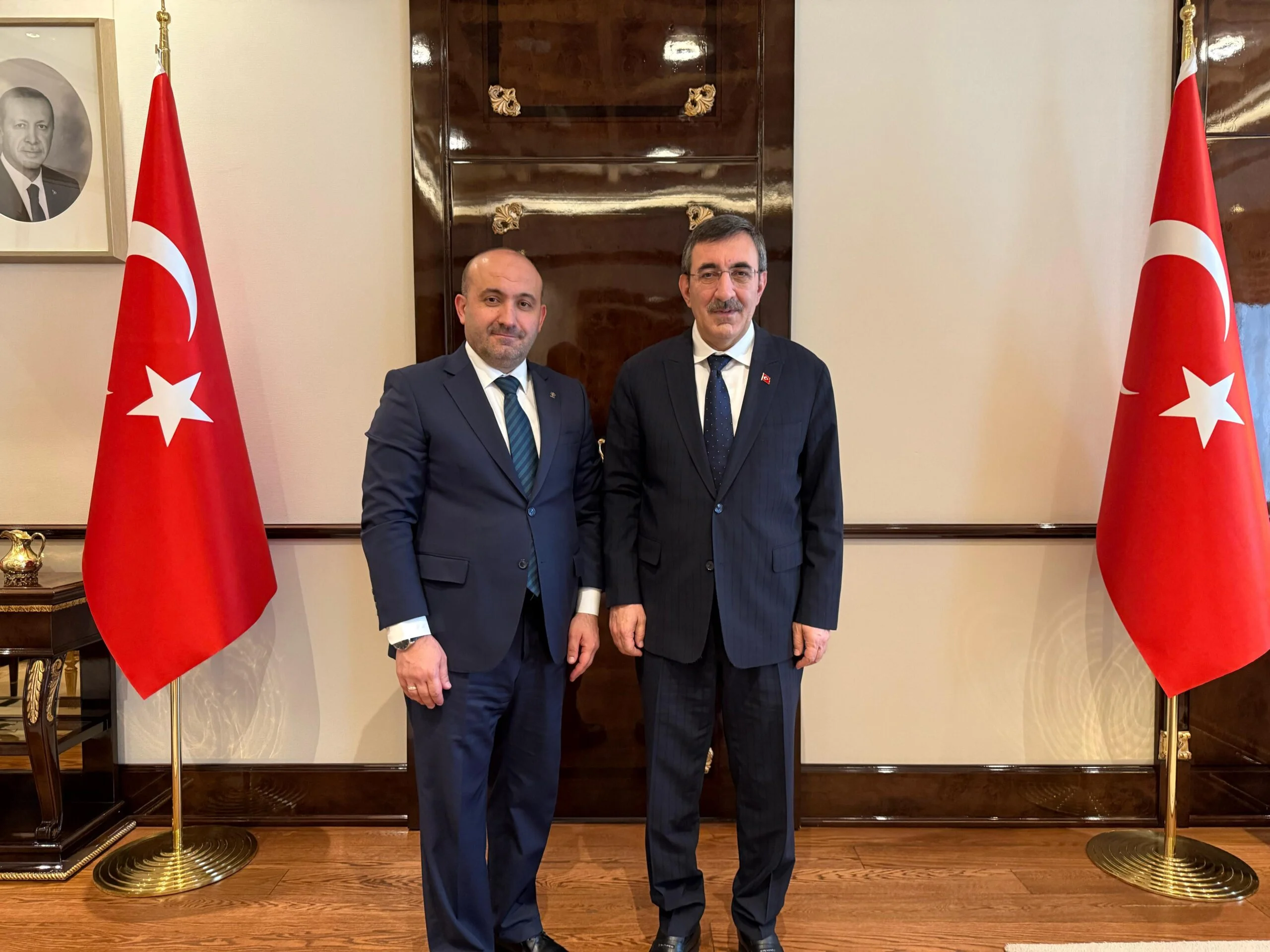 Gürhan Albayrak’tan Eskişehir İçin Kararlı Mesaj: “Gündemimiz Yatırım, Gündemimiz Eskişehir”