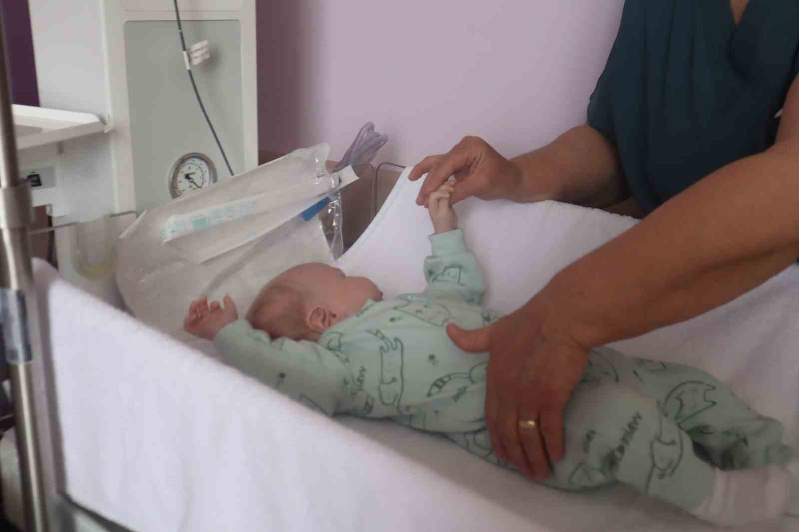 41 senede binlerce doğum yaptırdı