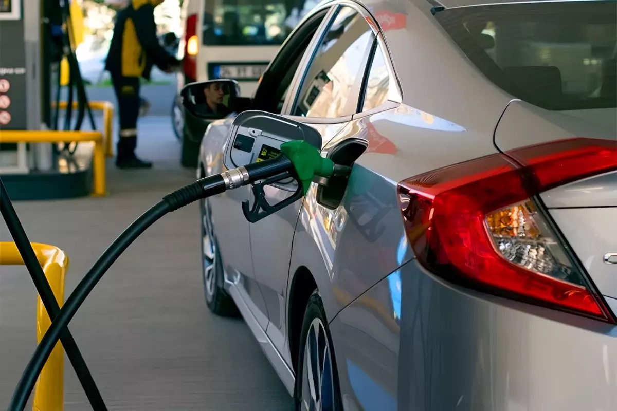 Akaryakıta indirimin tutarı belli oldu